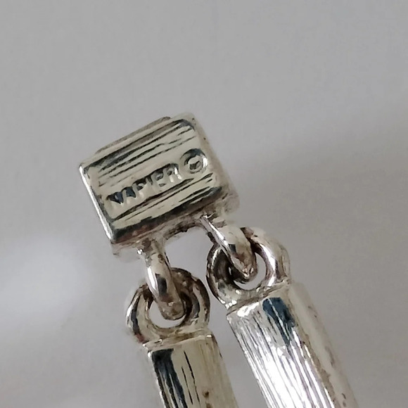 Napier Silver Tone Multiple Rhinestones Link Bracelet - Picture 7 of 8